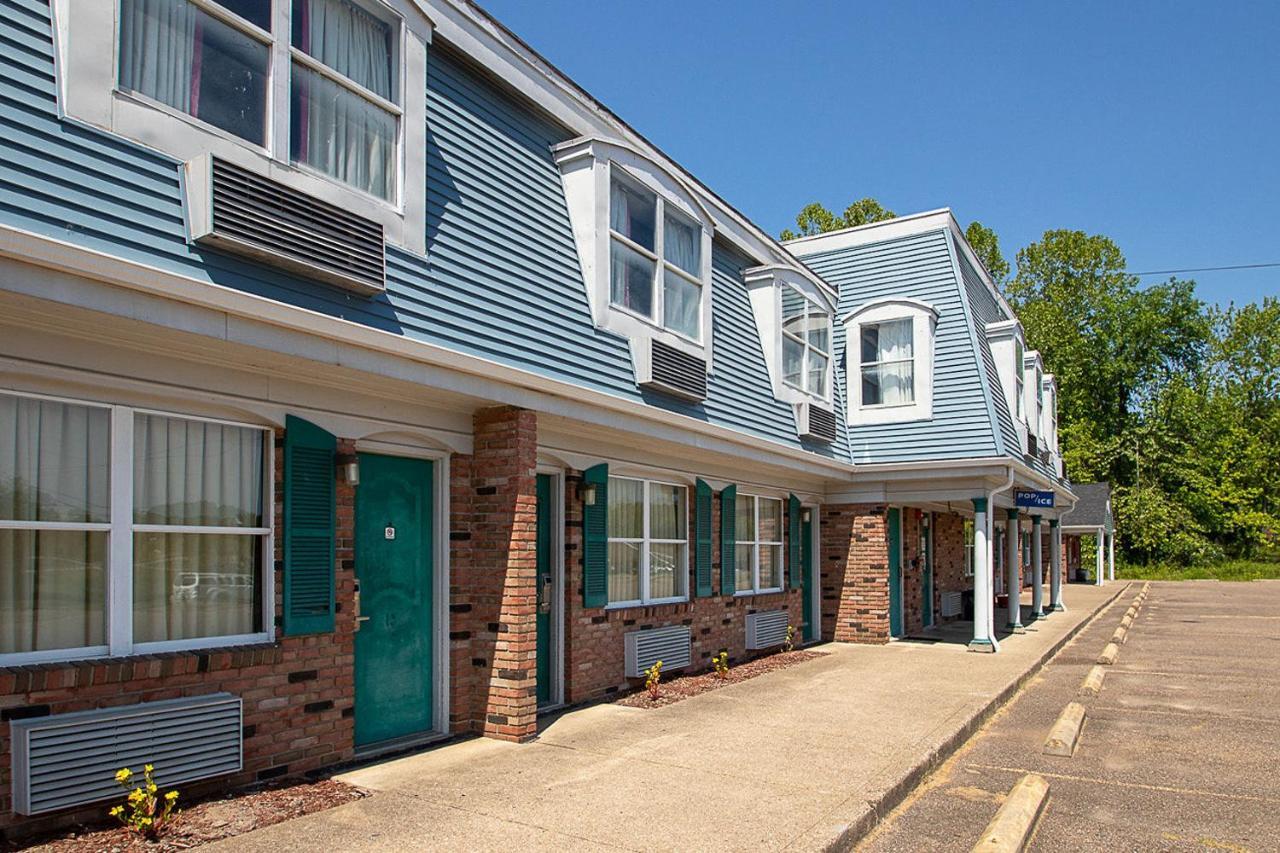 Country Squire Inn And Suites Coshocton Buitenkant foto